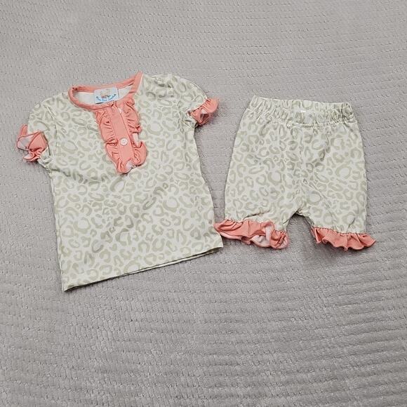 Busy Bees Smocks Girls 3 Months Animal Print Ruffled 2 Piece Set - Picture 1 of 8